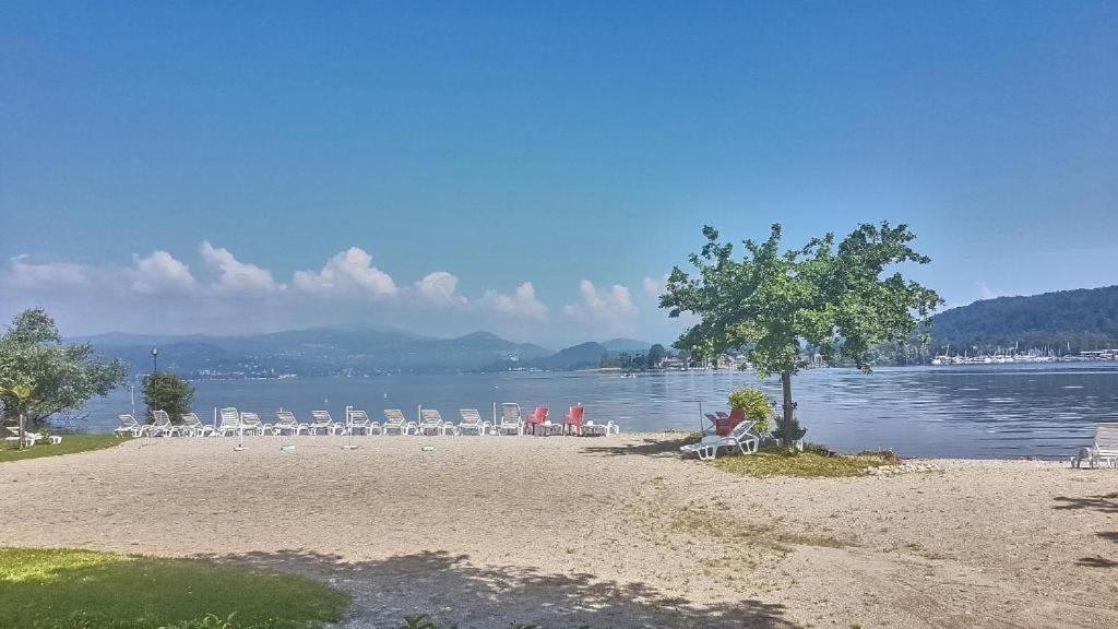 Lake Maggiore 2 Minutes Apartment Dormelletto Extérieur photo
